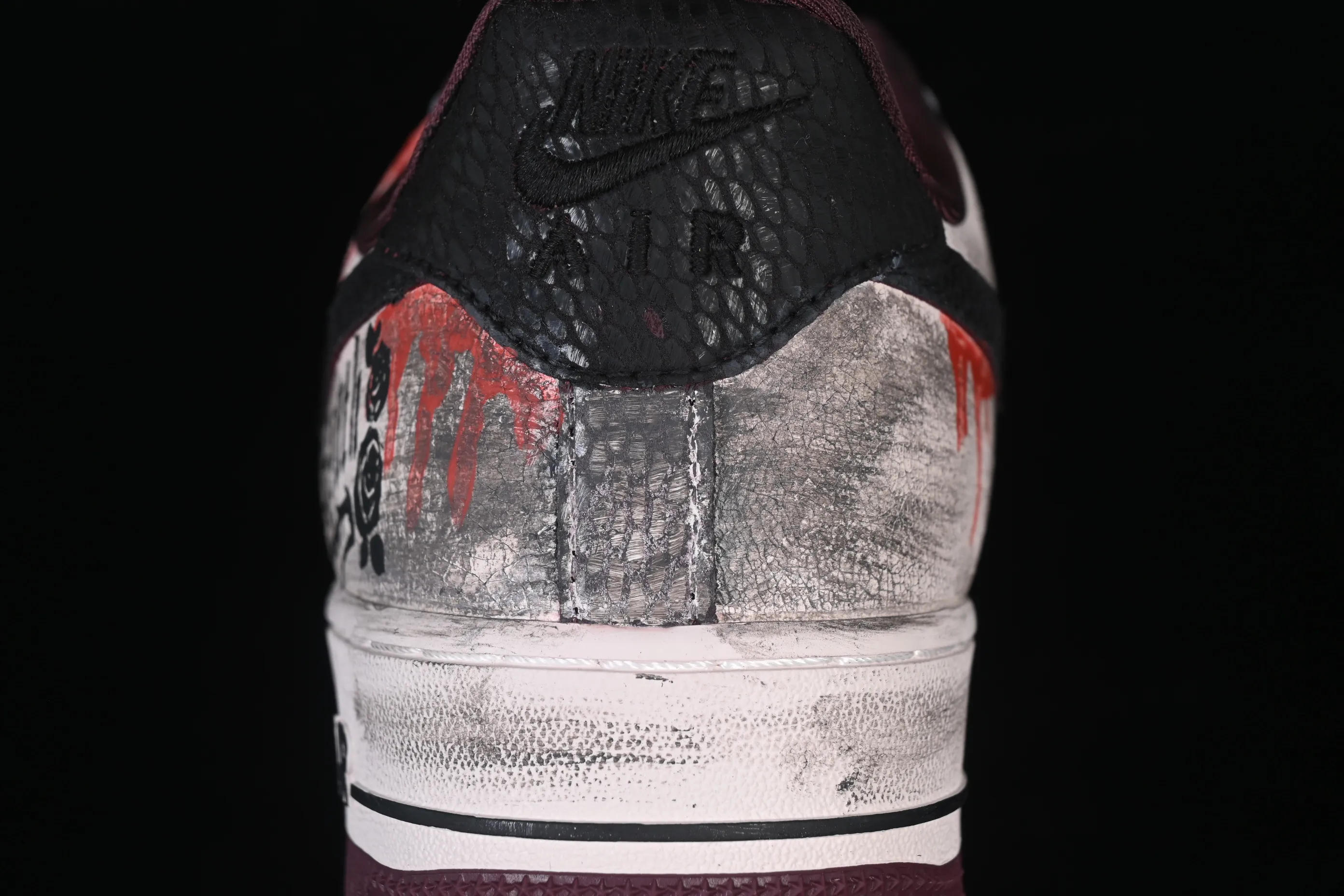 All categories Nk Air Force 1 Air Force series Nk Air Force 1 Low Air Force low-top Nike Air Force 1'07 Low Hand-painted graffiti Gothic bloodstains Air Force 1 low-top casual sneakers XL2132-888